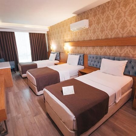 Royal Mersin Otel Exterior foto
